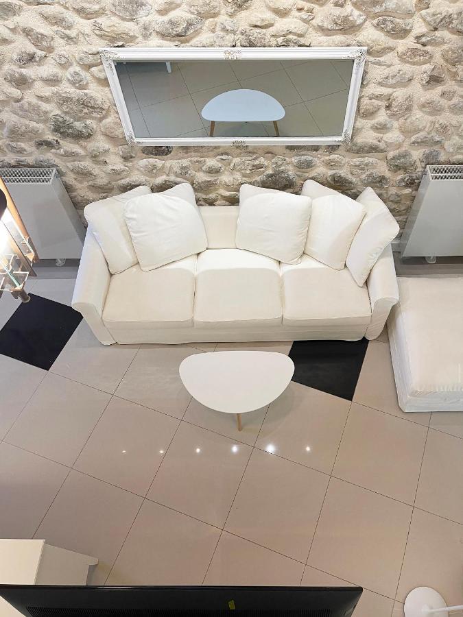 Blue Domino Luxury City Villa Patras Bagian luar foto
